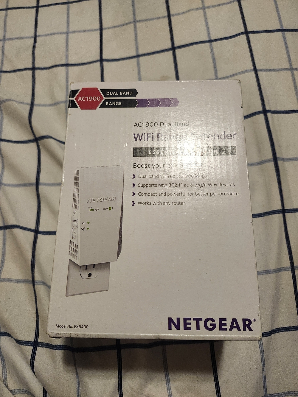 NETGEAR AC1900 Dual Band WiFi Range Extender - White